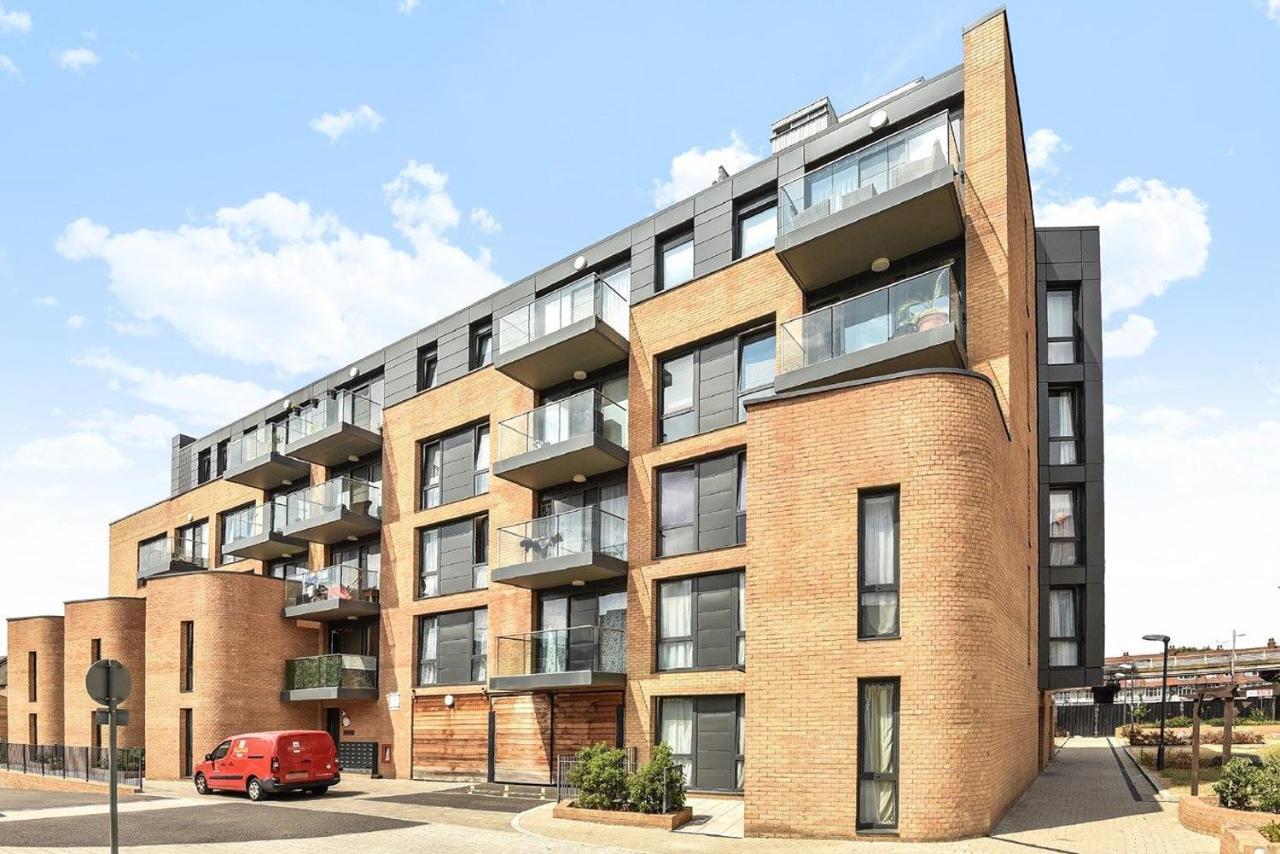 Kew Bridge Penthouse Londres Exterior foto